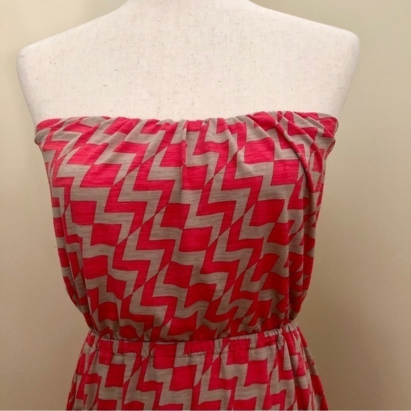 Trixxi. Strapless Maxi Dress. Pink and Tan. Small - Picture 2 of 9